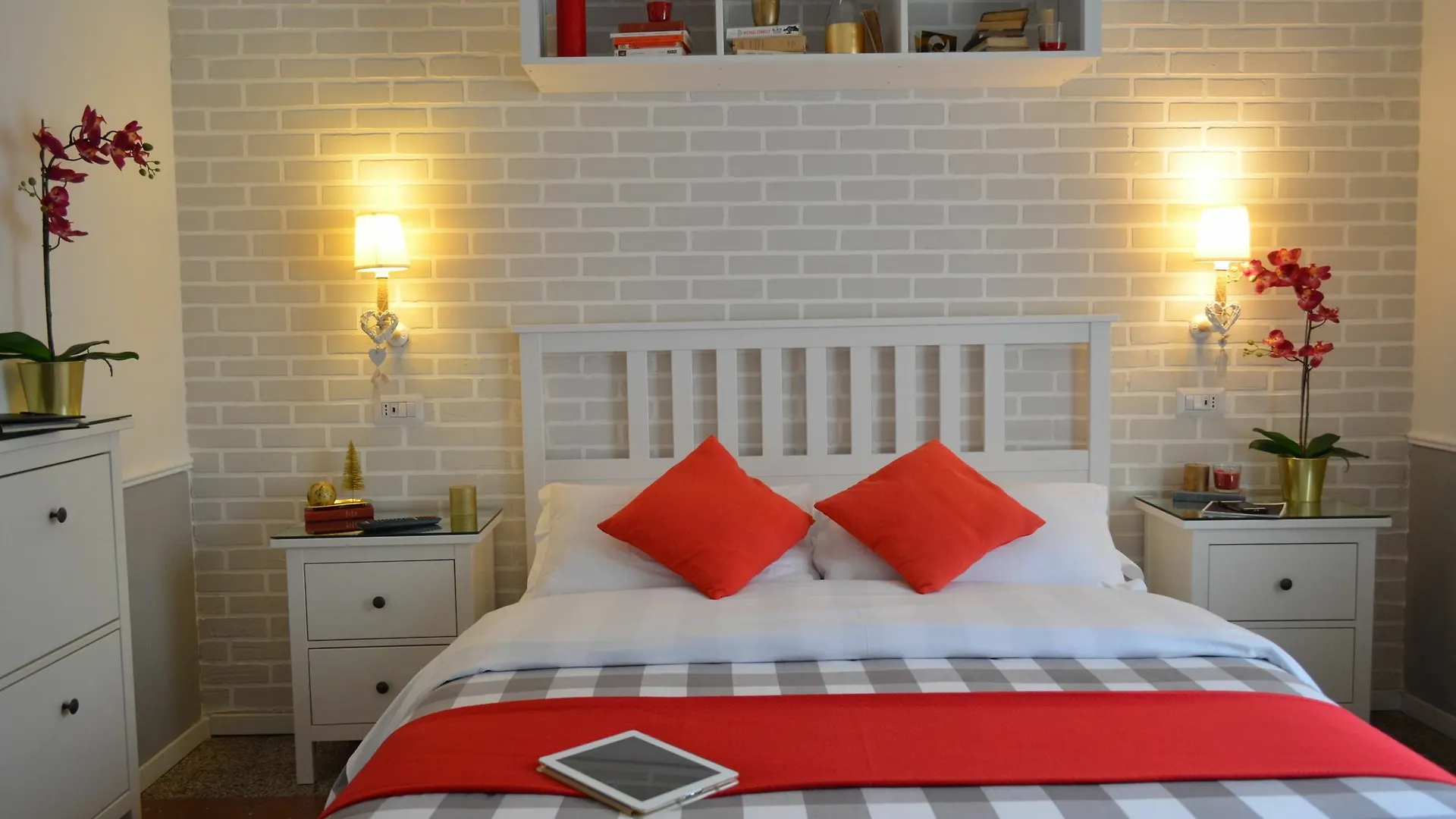 Moonlight Inn Guesthouse Rome